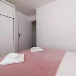 One-bedroom In Xxxi Appartamento *