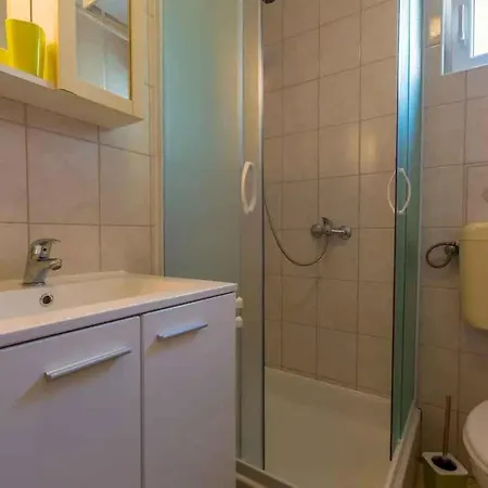 Apartman One-bedroom In Crikvenica Xxxi Crikvenica