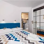 One-bedroom In Xxxi