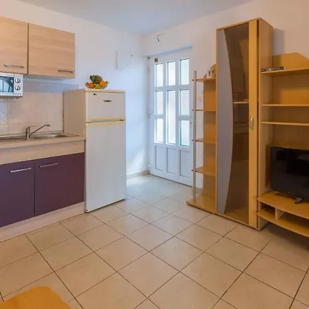One-bedroom In Crikvenica Xxxi *