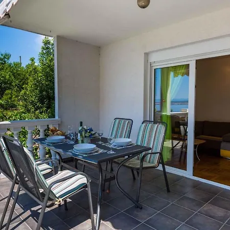 One-bedroom In Crikvenica Xxxi Dramalj