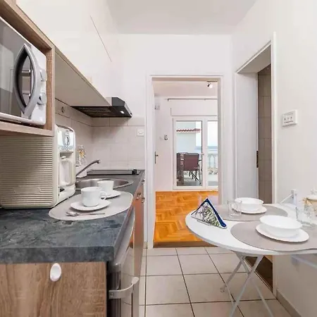Apartment One-bedroom In Crikvenica Xxxi *