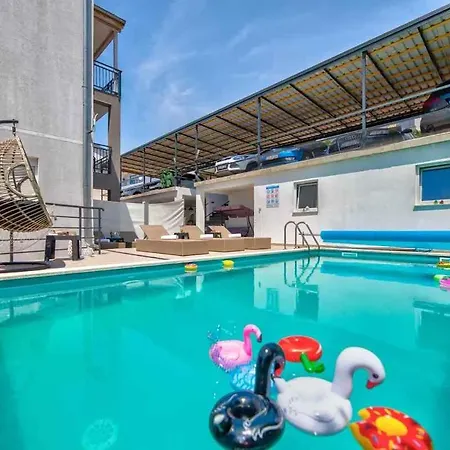 One-bedroom In Xxxi Apartman *
