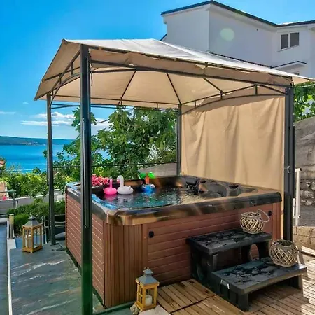 One-bedroom In Xxxi Апартаменты